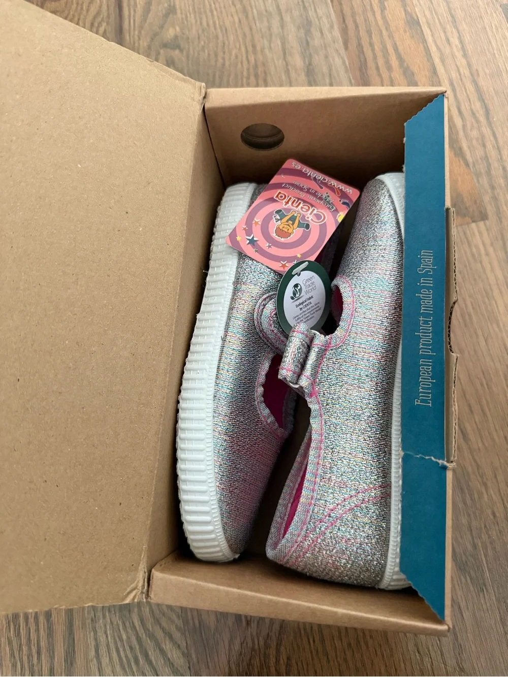 Brand new in box* Girl’s Cienta Multicolor  Mary Jane Shoes with Pink Lining